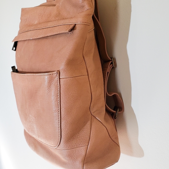 Aspen Convertible Leather Backpack 